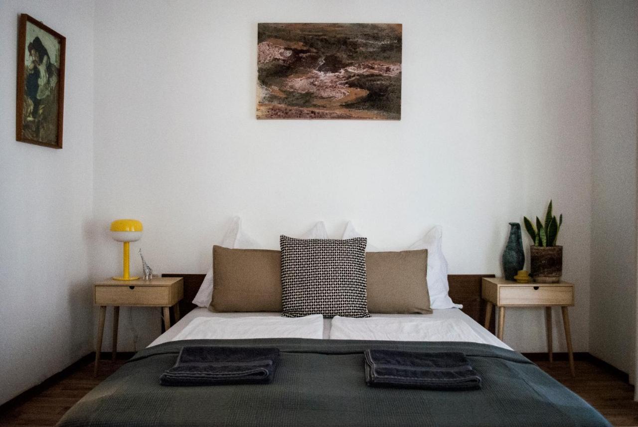 Endretro Apartments Шиофок Экстерьер фото